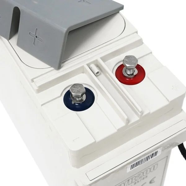 Аккумуляторная батарея MONBAT FRONT TERMINAL 12MVR200 AGM 12 В/200 Ач, 555 &times; 125 &times; 316 мм, 59,2 кг 12MVR200 фото